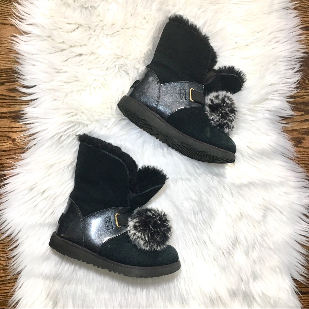 EUC Ugg Isley waterproof Pom Pom boots 3